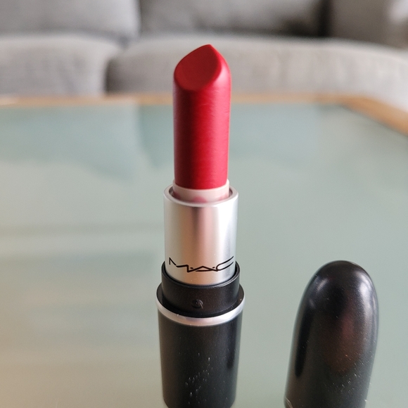 Mini MAC RUBY WOO - Picture 2 of 2